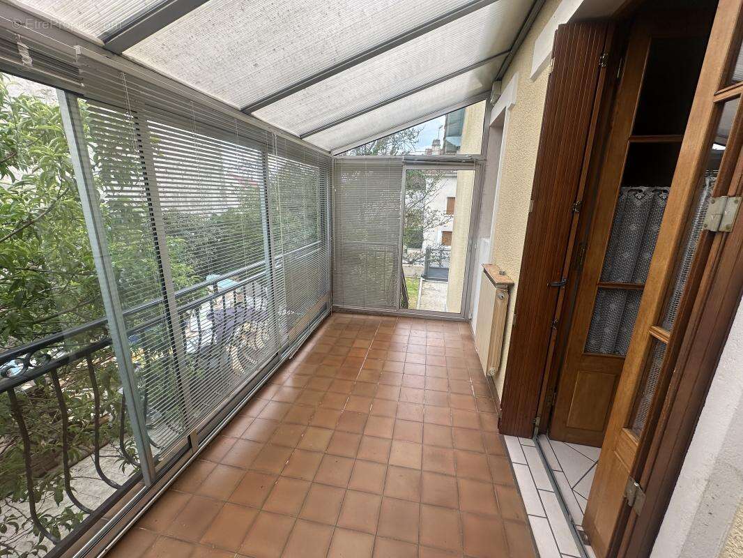 Maison à MOUROUX