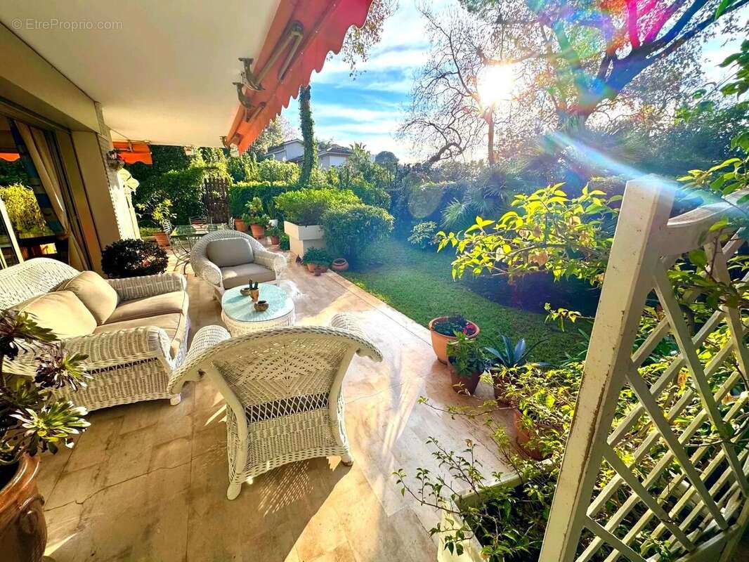 Appartement à CANNES