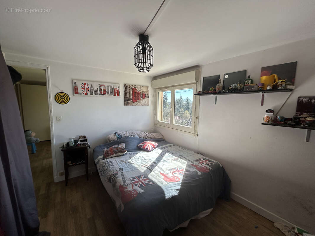 Autre à ESPARTIGNAC