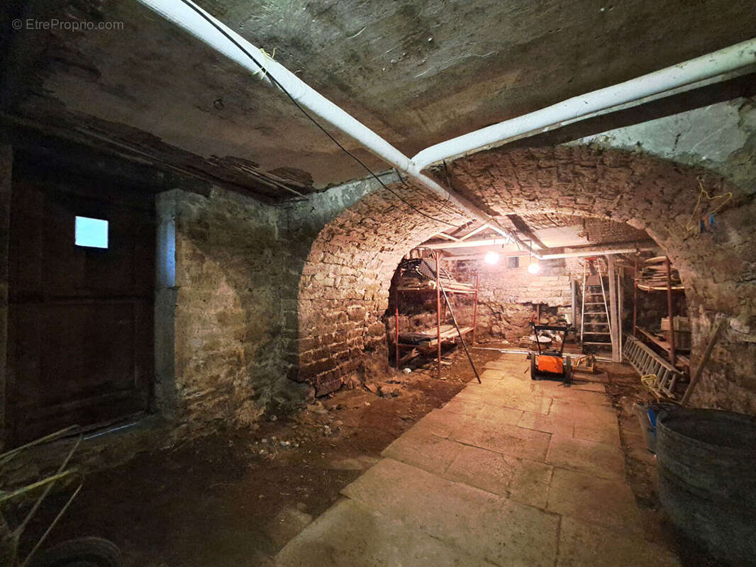 Appartement à PANNESSIERES