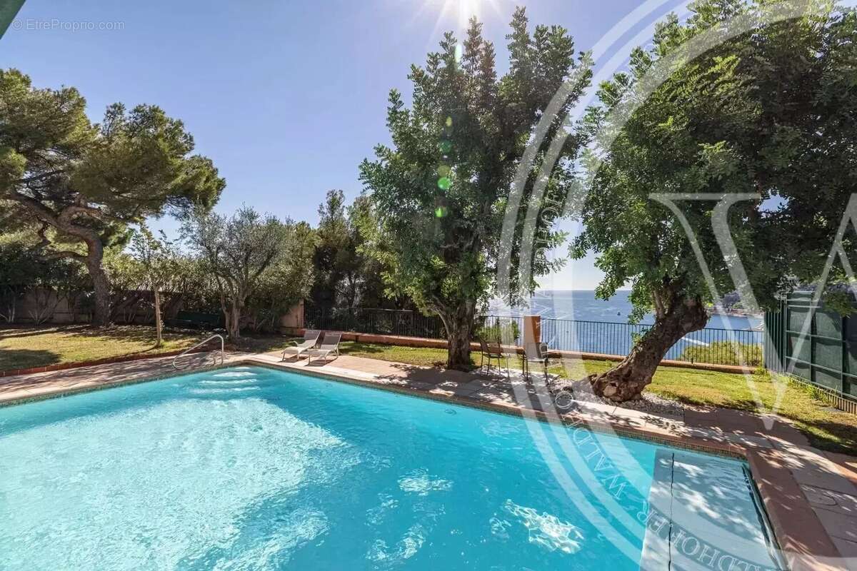 Appartement à VILLEFRANCHE-SUR-MER