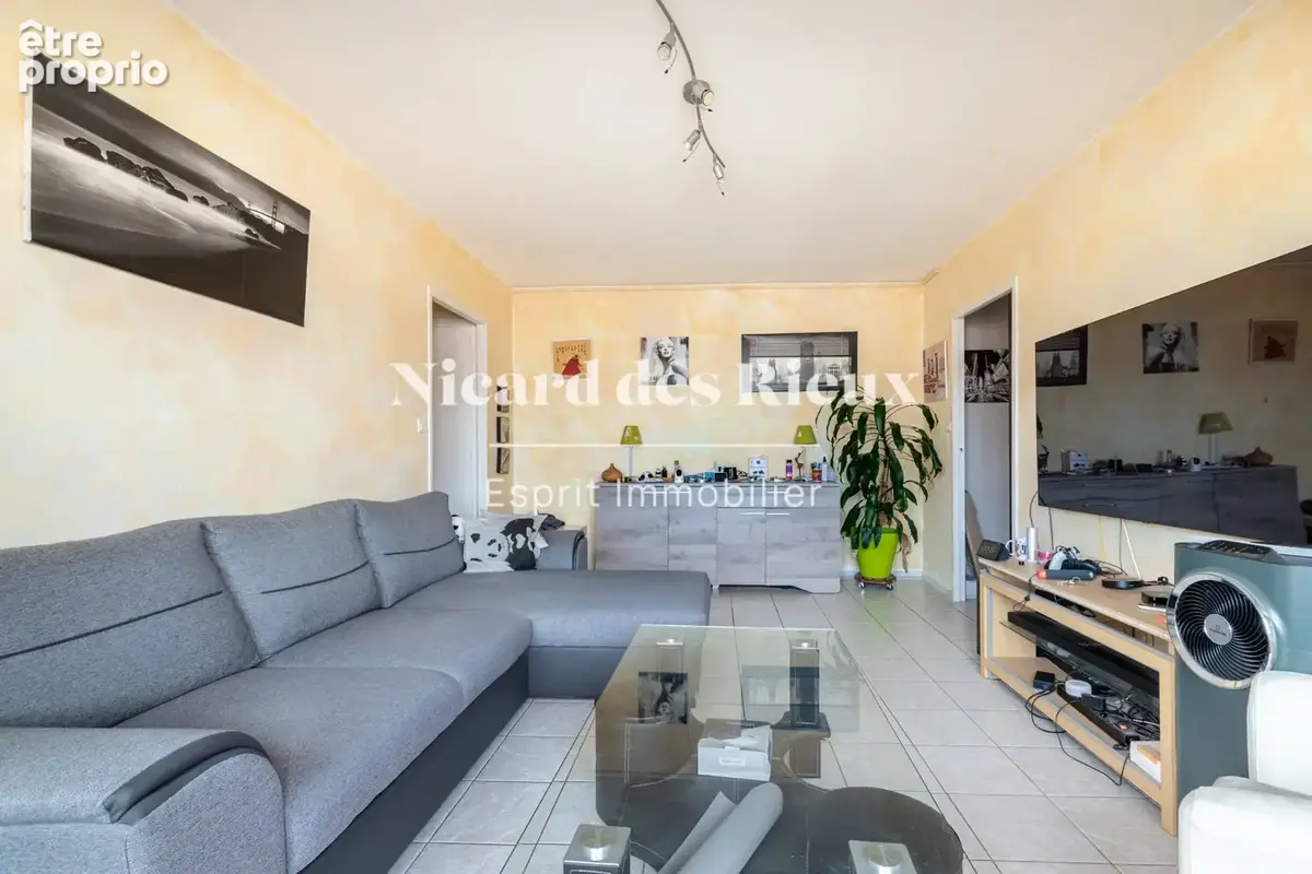 Appartement 57 m² à Limoges  - photo 2
