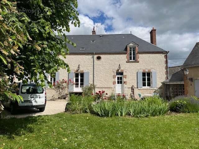 Maison à OUZOUER-LE-MARCHE