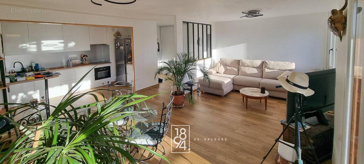 Appartement à MARSEILLE-8E