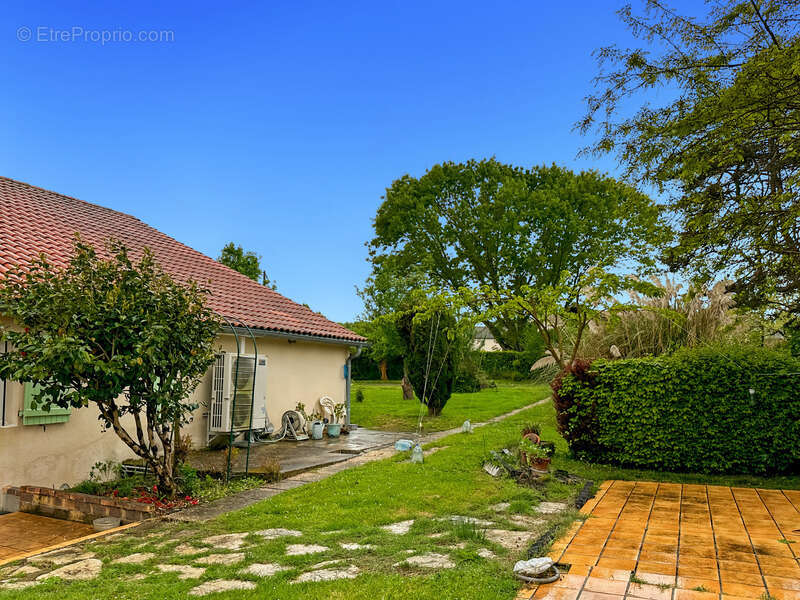 Maison à vendre de 155 m2 de surface habitable à LADEVEZE RIVIERE (32) avec 3330 m2 de jardin - photo 32