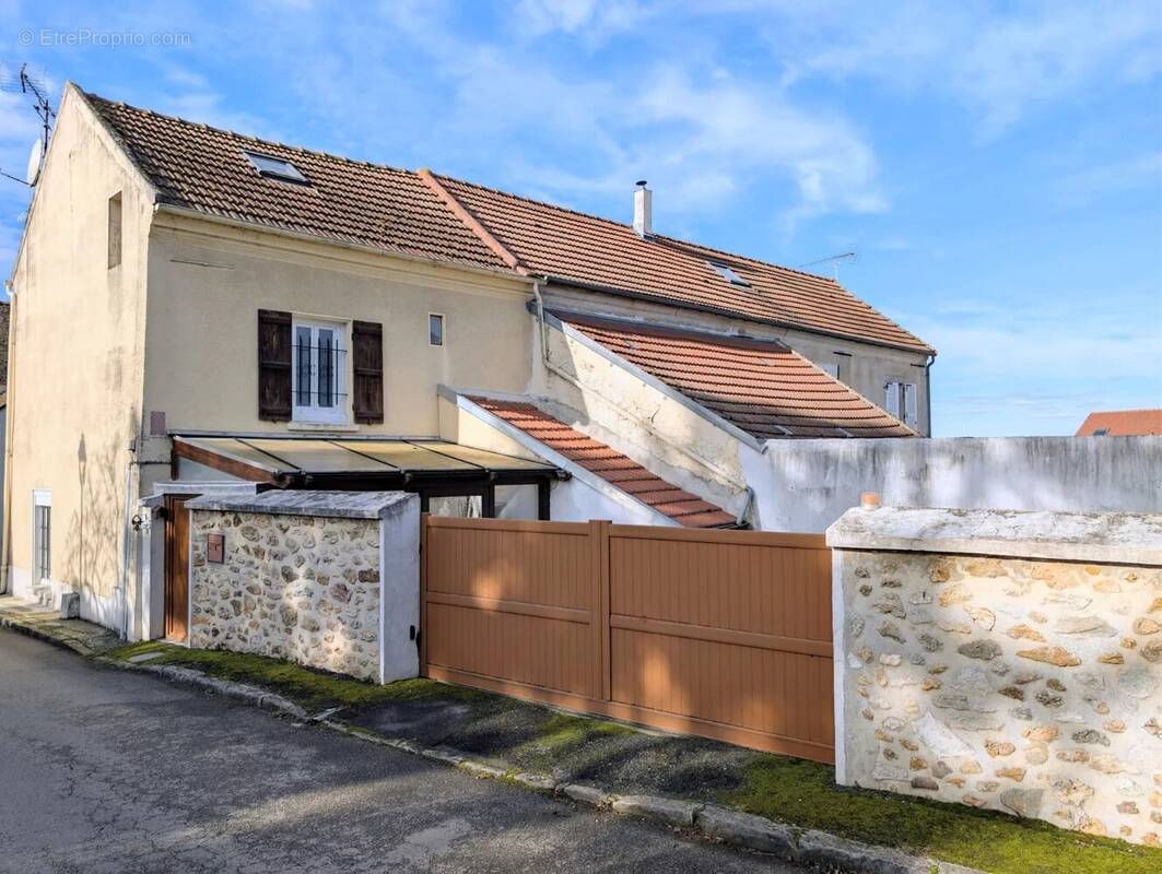 Maison à LA FERTE-SOUS-JOUARRE