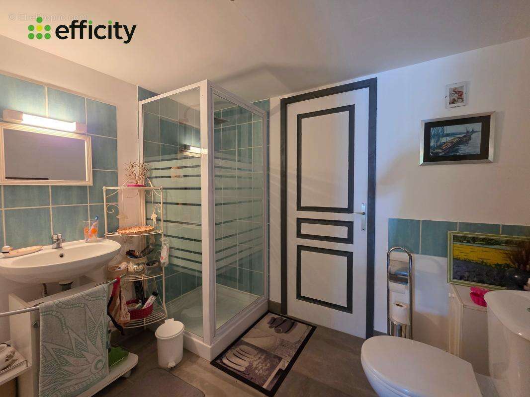 Maison 148 m² à Peipin  - photo 15