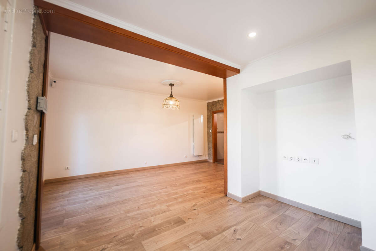 Maison à VILLENEUVE-LE-ROI