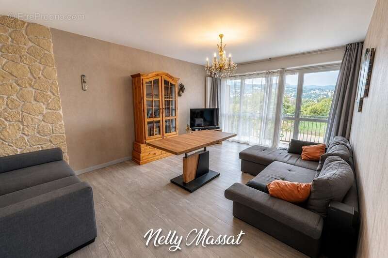 Appartement à vendre 2 pièces LA RAVOIRE (73) avec garage, balcon avec vue dégagée - photo 4