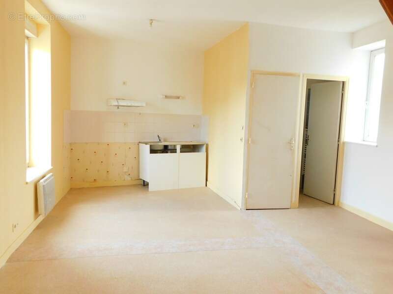 Appartement à ERNEE