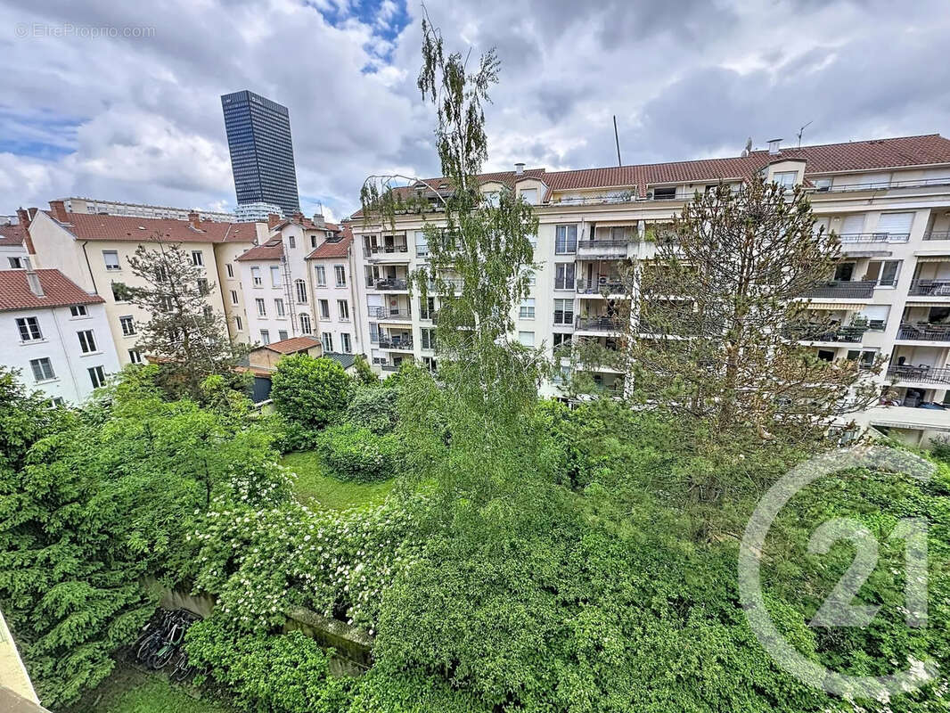 Appartement 42 m² à Lyon-3e  - photo 6