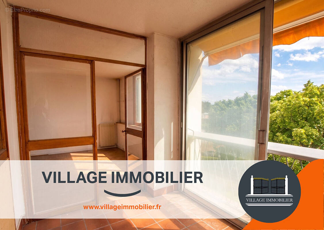 Appartement à BRON