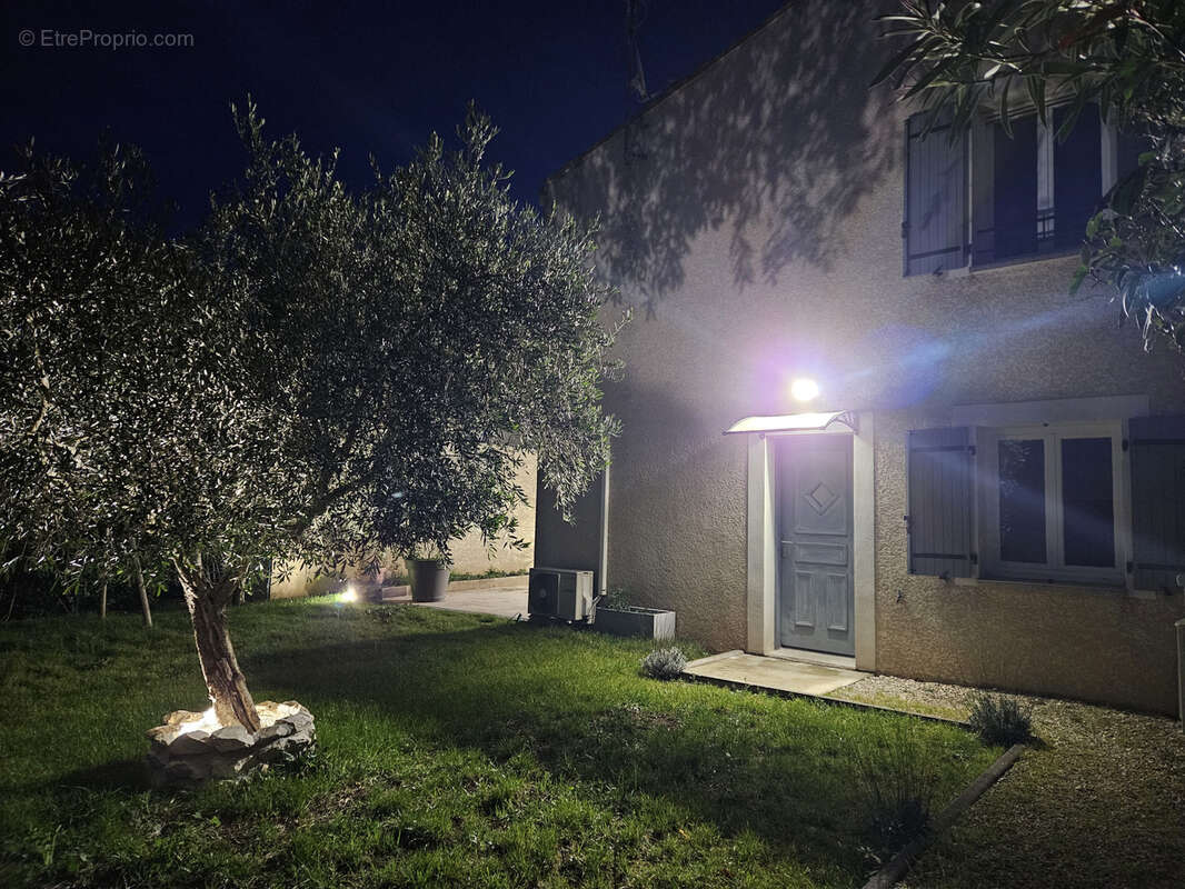 Maison à CHATEAURENARD