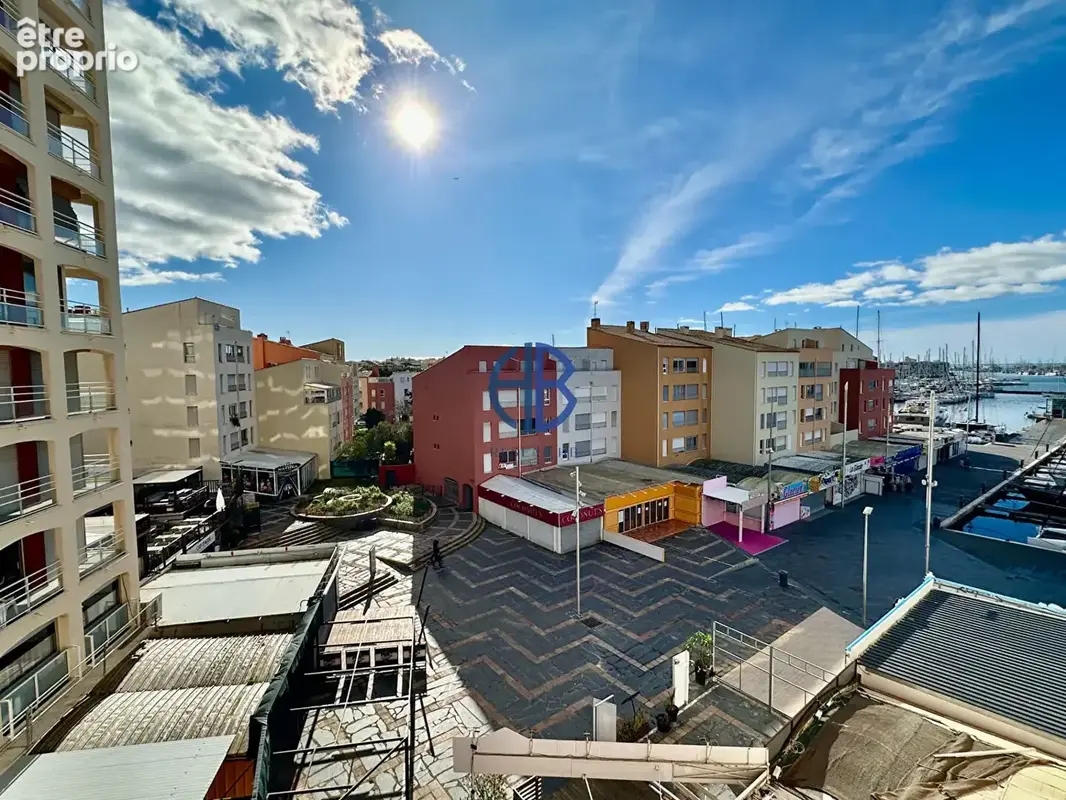 Spacieux duplex T6 avec parking - Secteur Centre Port - photo 3