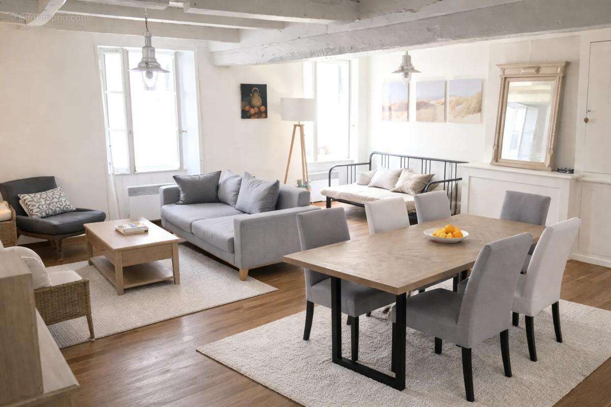 Appartement à SAINT-MARTIN-DE-RE