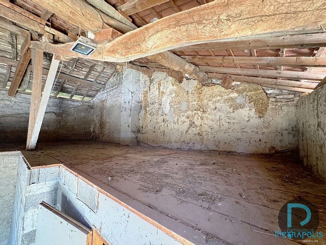Maison 80 m² à Chatillon-Sur-Chalaronne  - photo 8