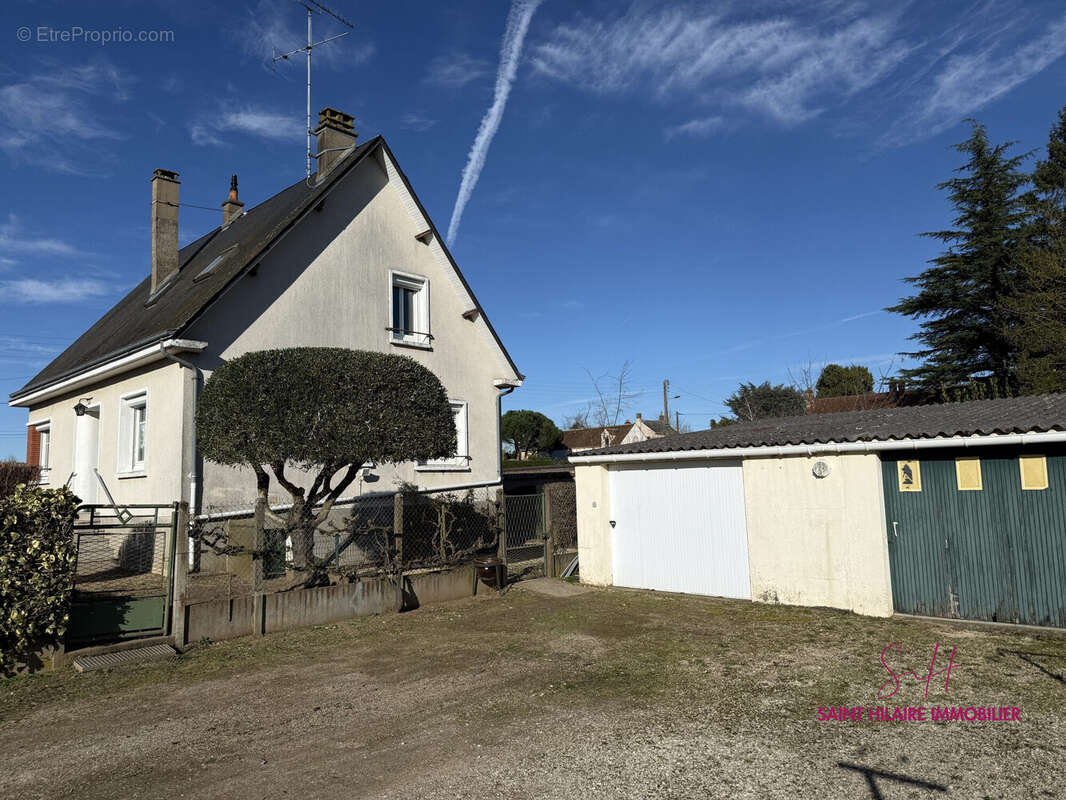 Maison à SAINT-HILAIRE-SAINT-MESMIN