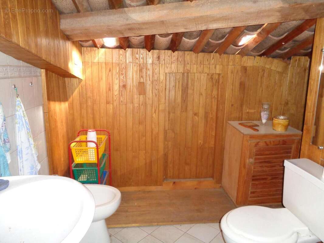   - Maison à LA MOTTE