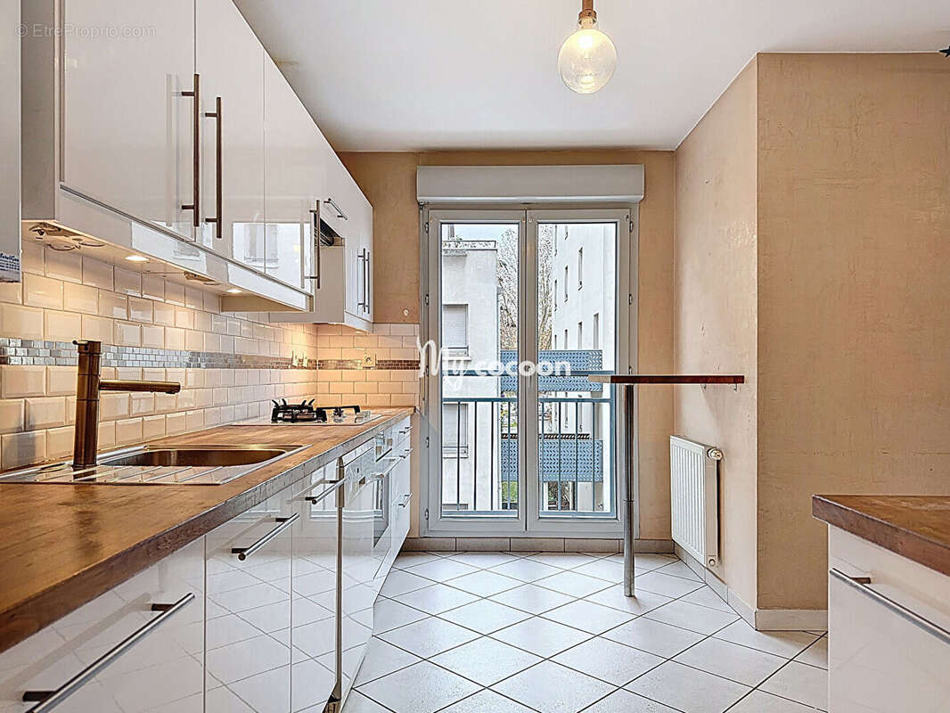 Appartement à LYON-3E