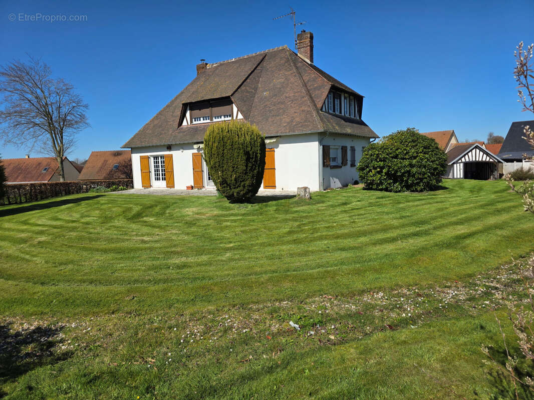 Maison à SAINT-ROMAIN-DE-COLBOSC