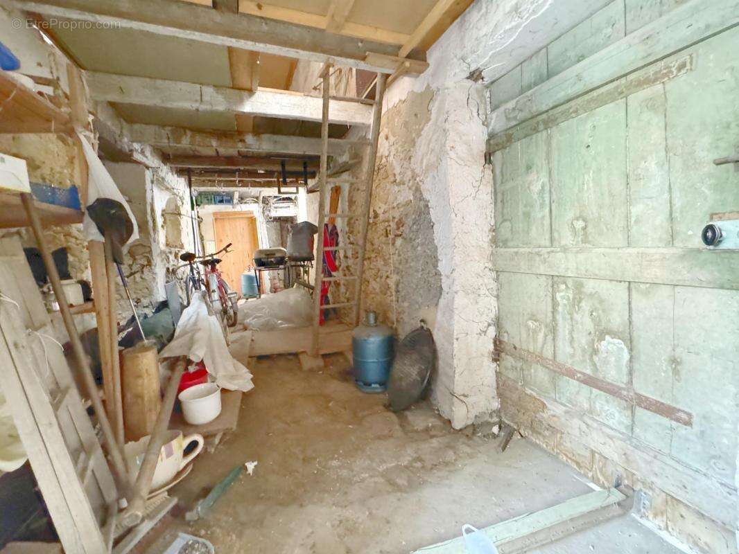 Maison à LA CHAPELLE-GAUTHIER