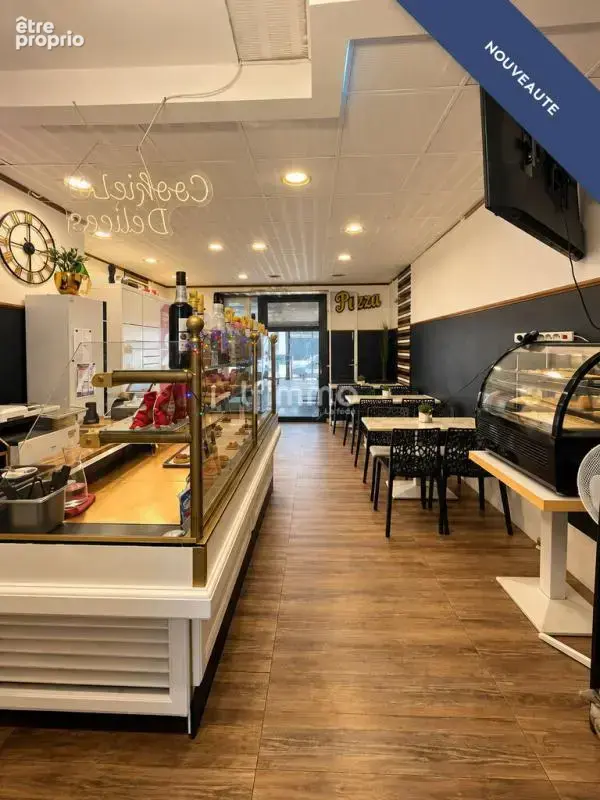 Fond de commerce avec belle visibilité et terrasse de 18 M² - photo 4