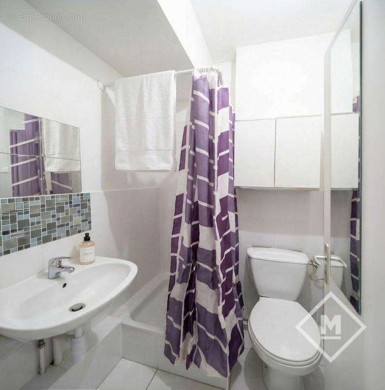 Appartement à MARSEILLE-6E