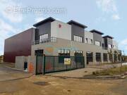 Commerce à SAINT-PIERRE-DU-PERRAY