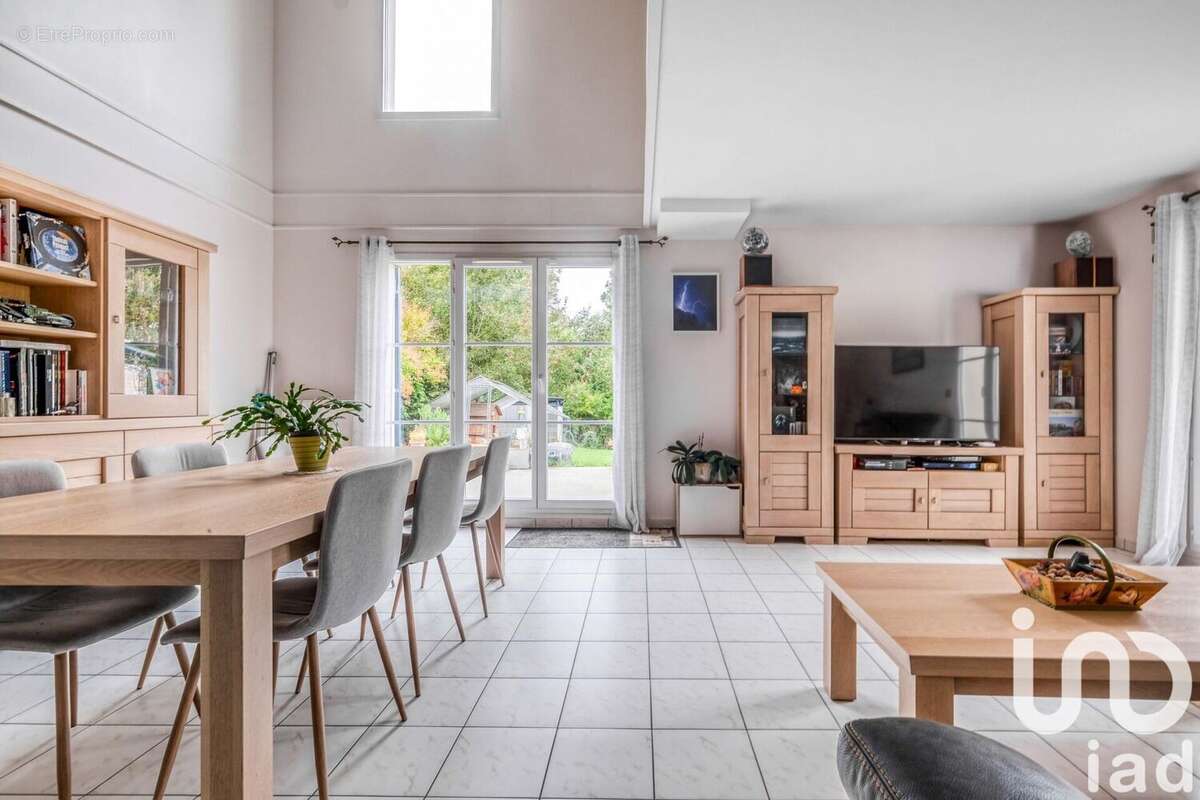 Photo 4 - Maison à ESBLY