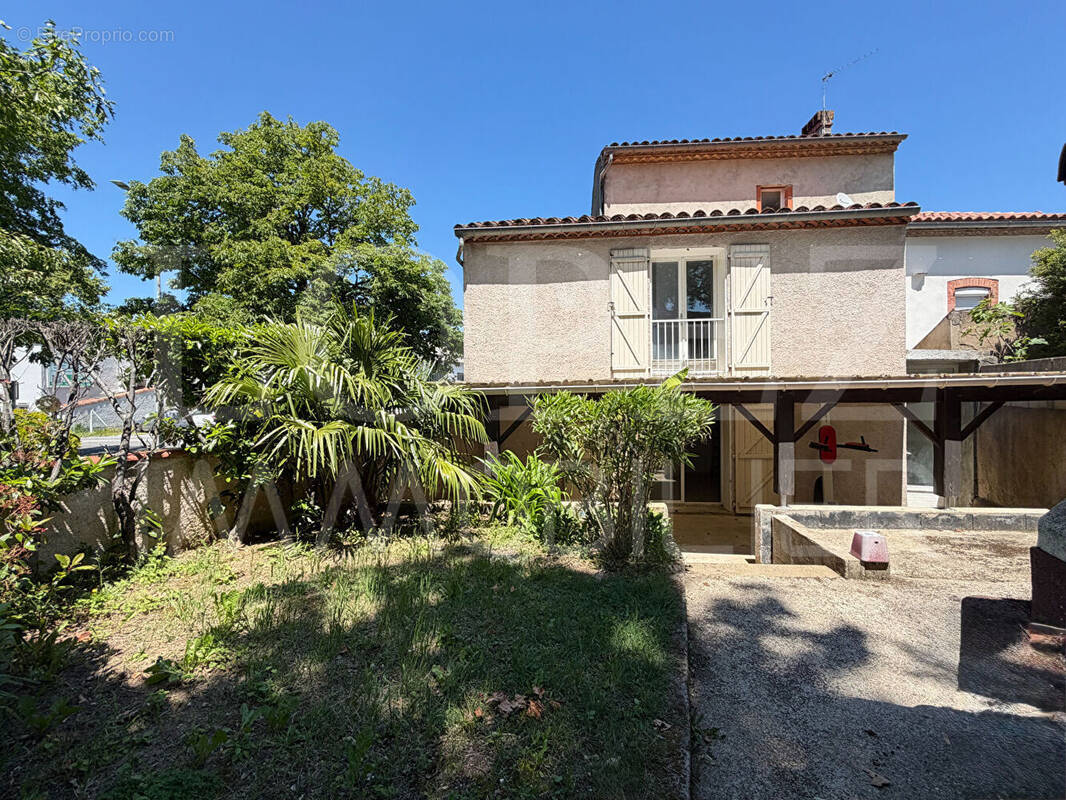 Maison à VALDURENQUE