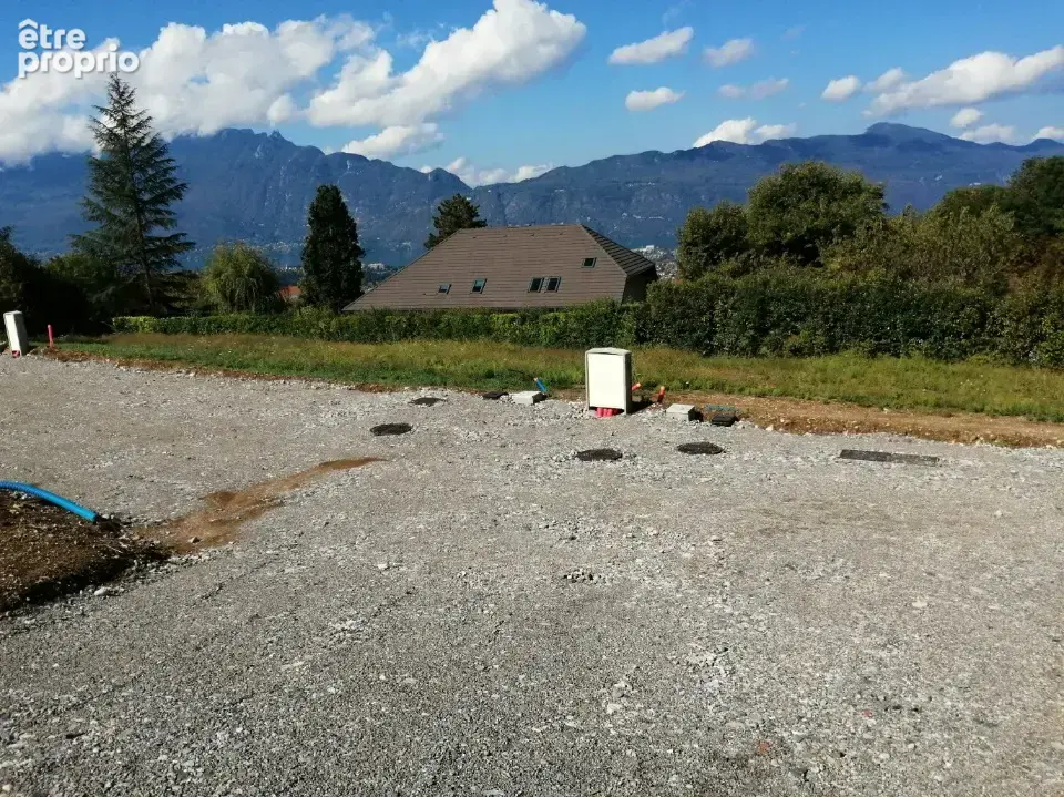Terrain 900 m² à Pugny-Chatenod  - photo 2