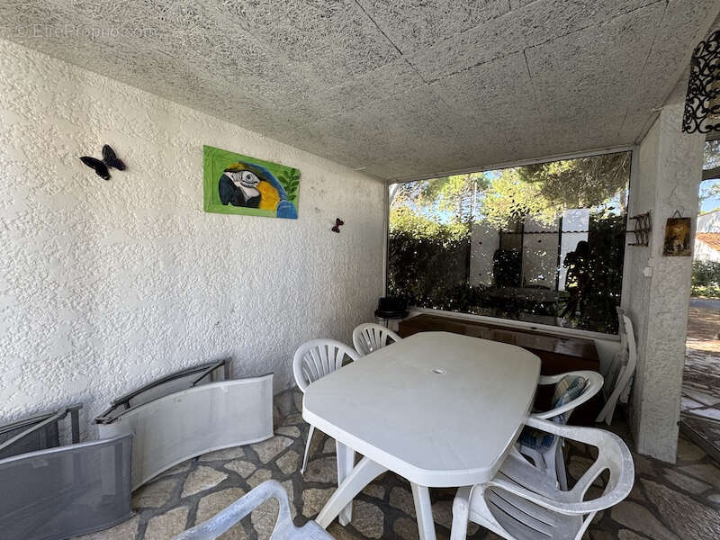 Maison à LES MATHES