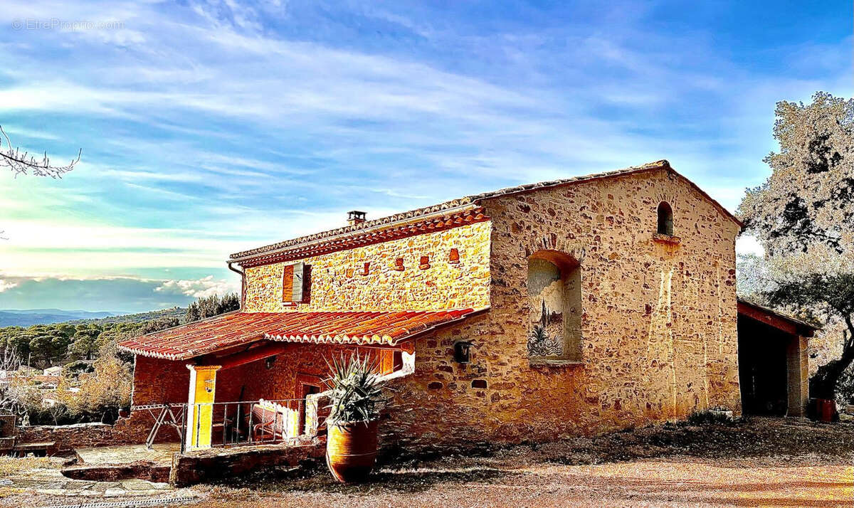 Maison à PIOLENC