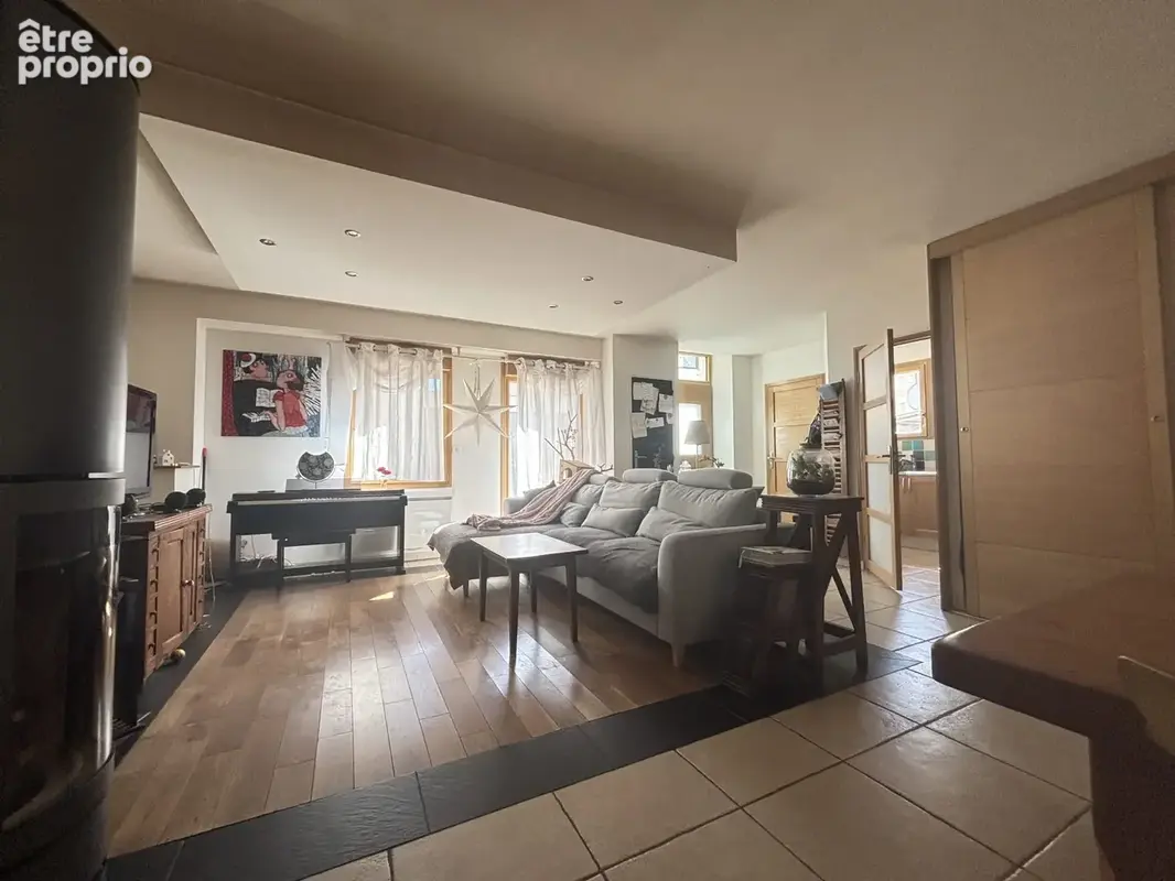 Maison 7 pièces 155 m² à vendre à Feneu (49460) - photo 2