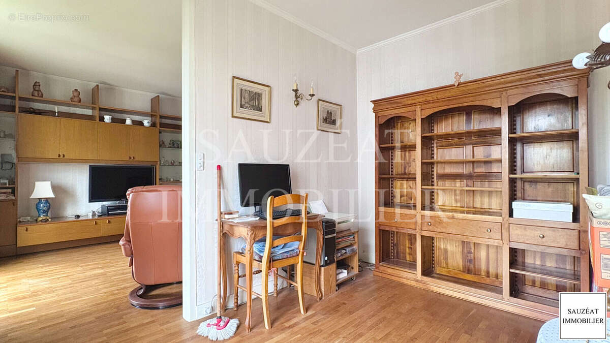 Appartement à MONTROUGE