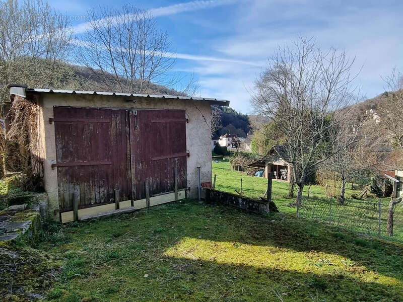 Maison à LAGUENNE