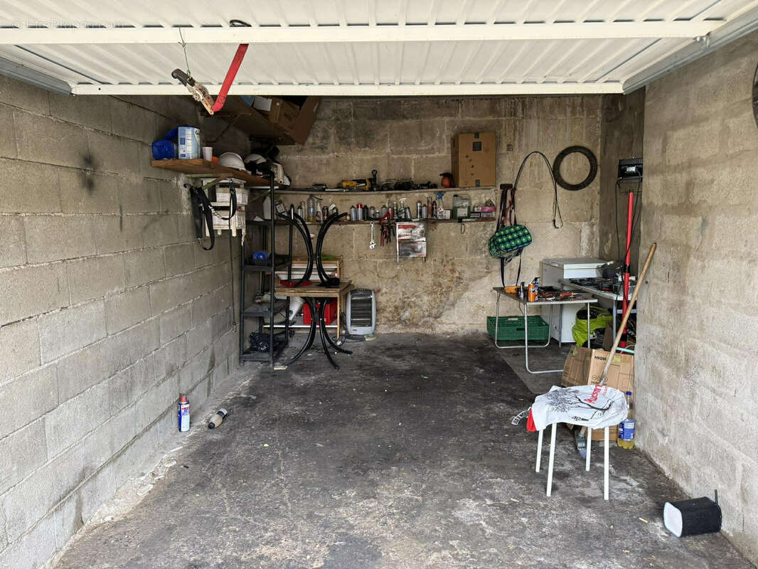 Appartement à REDESSAN