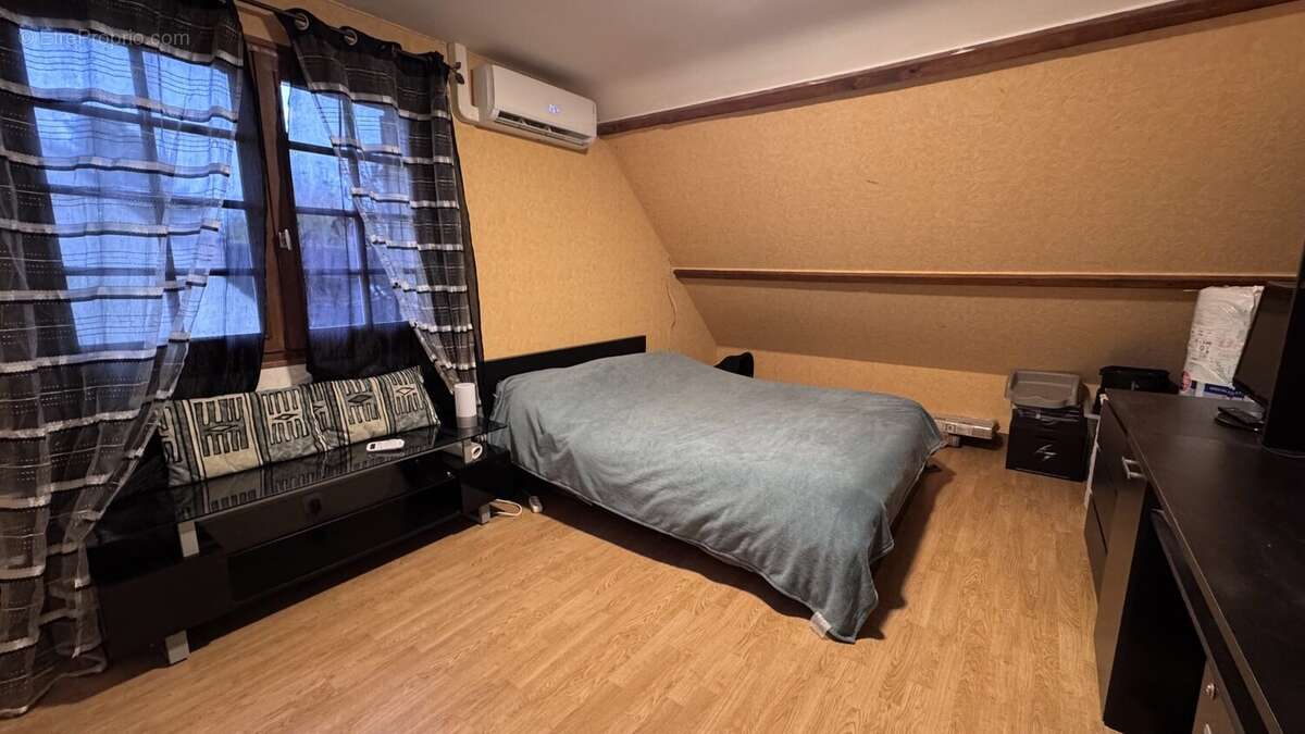 Maison à SAINT-CLAIR-SUR-EPTE