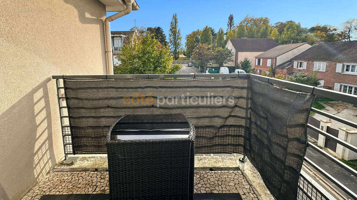 Appartement à COMBS-LA-VILLE