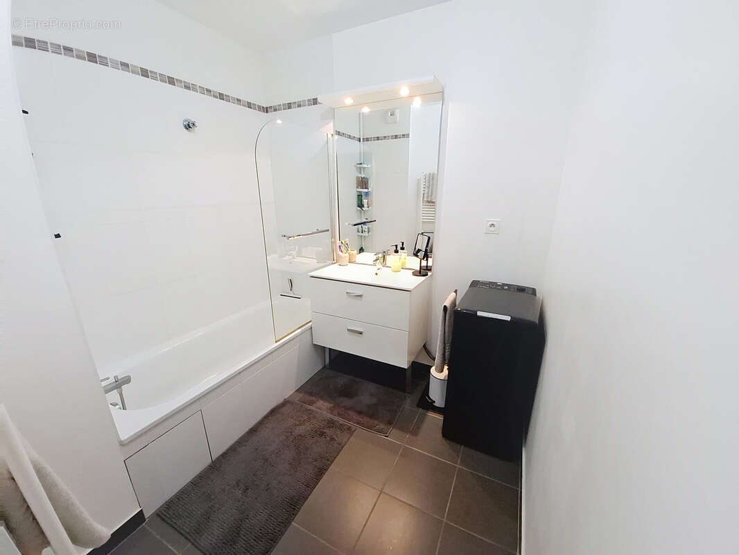 Appartement à VOURLES