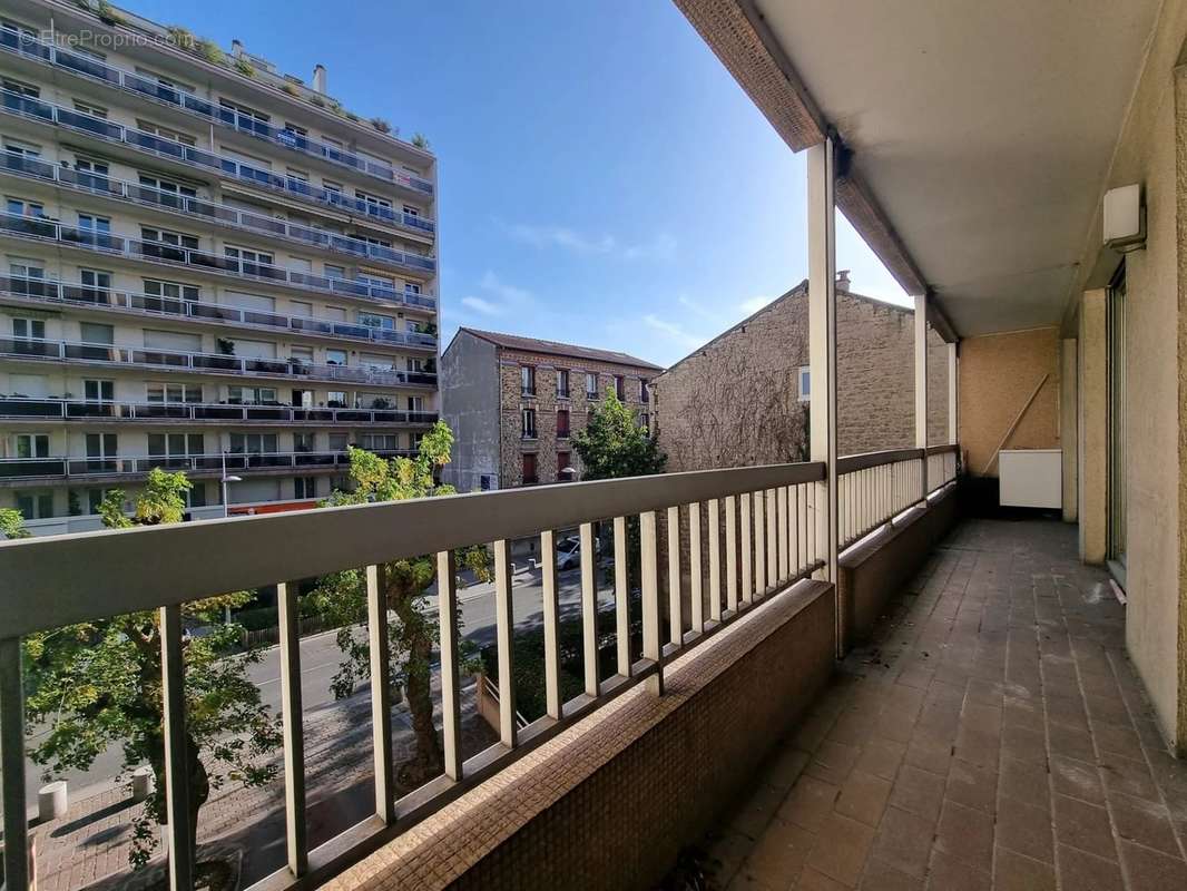Appartement à EPINAY-SUR-SEINE
