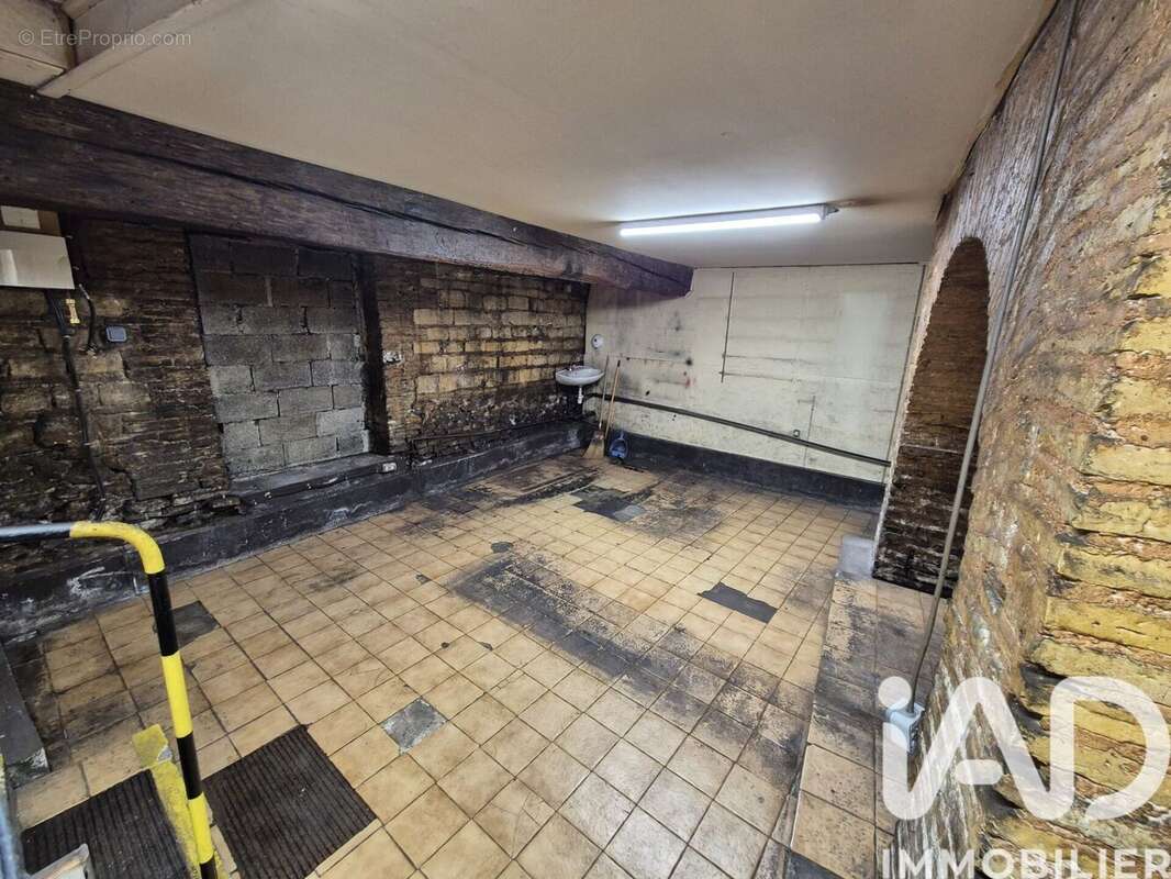 Photo 3 - Commerce à TROYES