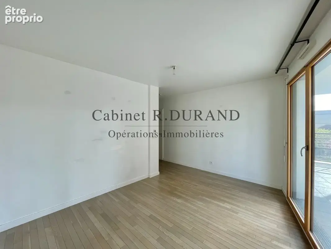 Appartement 2 pièces 47 m² à vendre à Colombes (92700) - photo 2