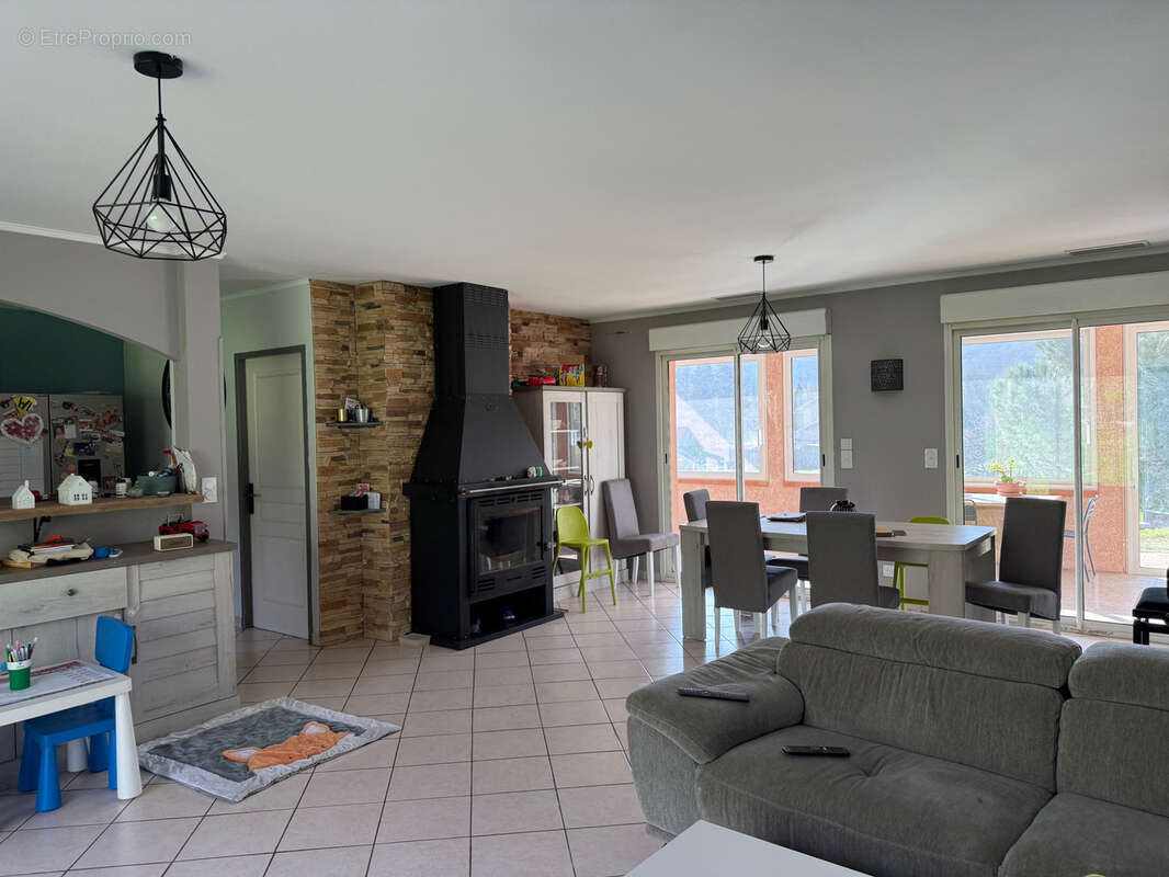 Maison à MARTRES-TOLOSANE