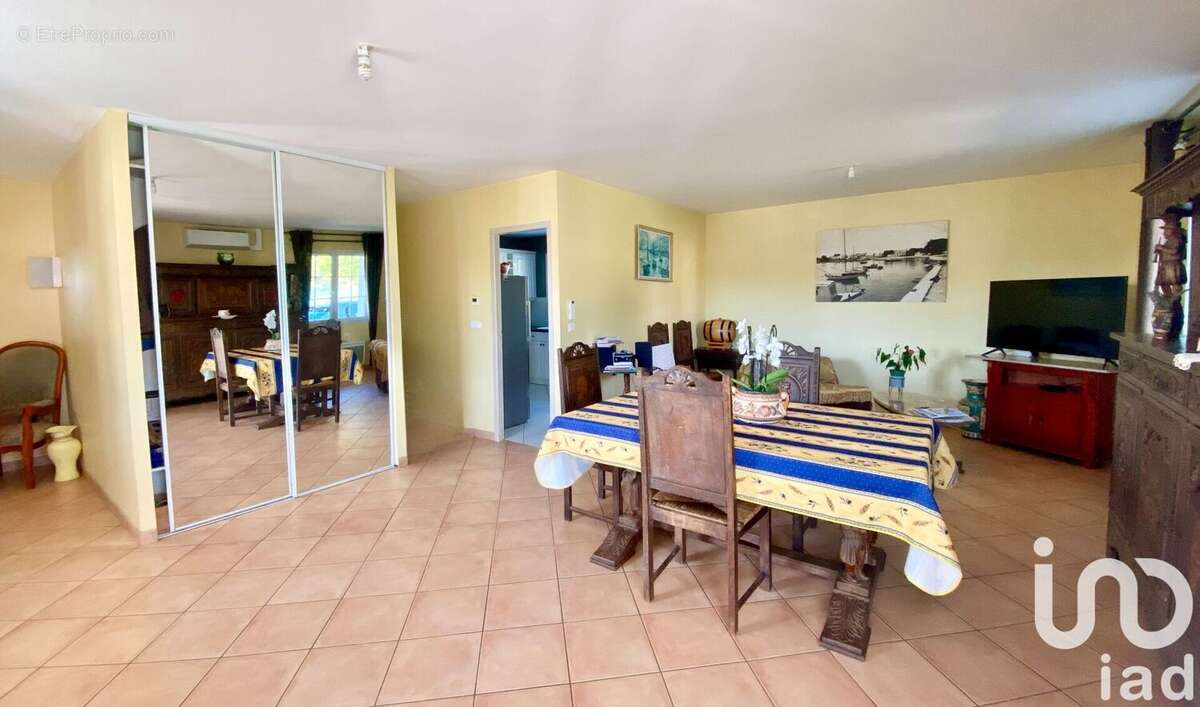 Photo 3 - Maison à SAINT-DENIS-DE-PILE