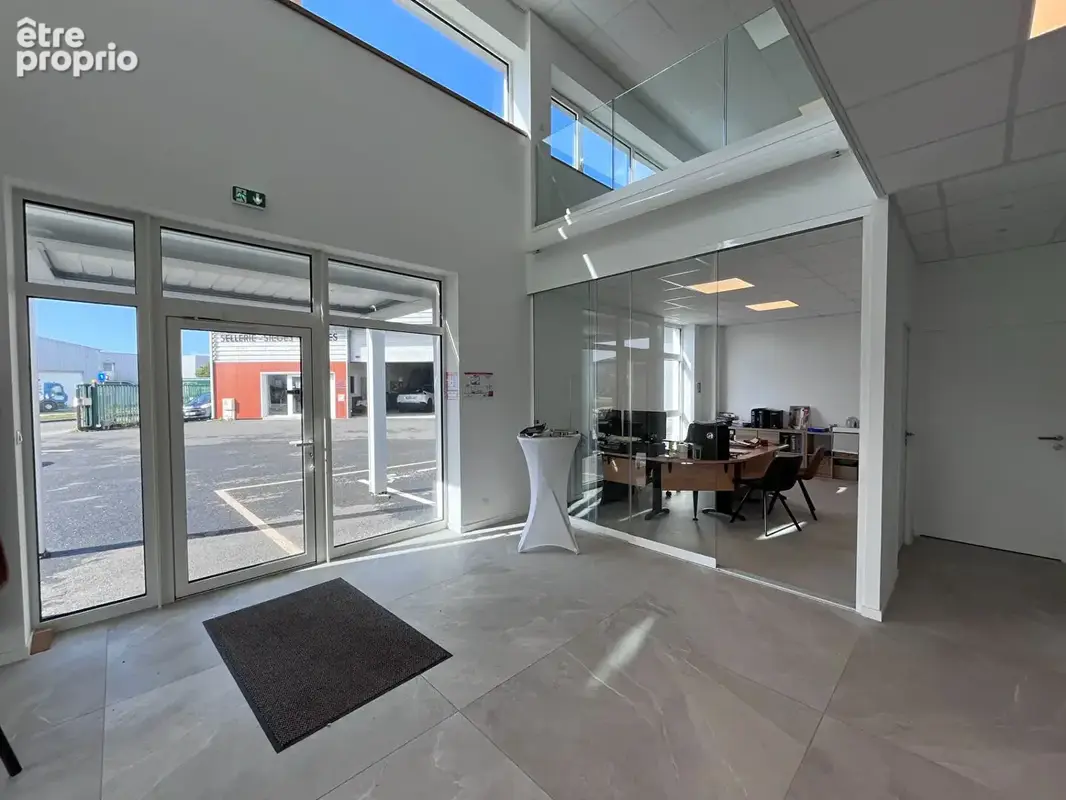 A vendre / a louer - guipavas kergaradec - bureaux neufs de 205 m² - photo 8