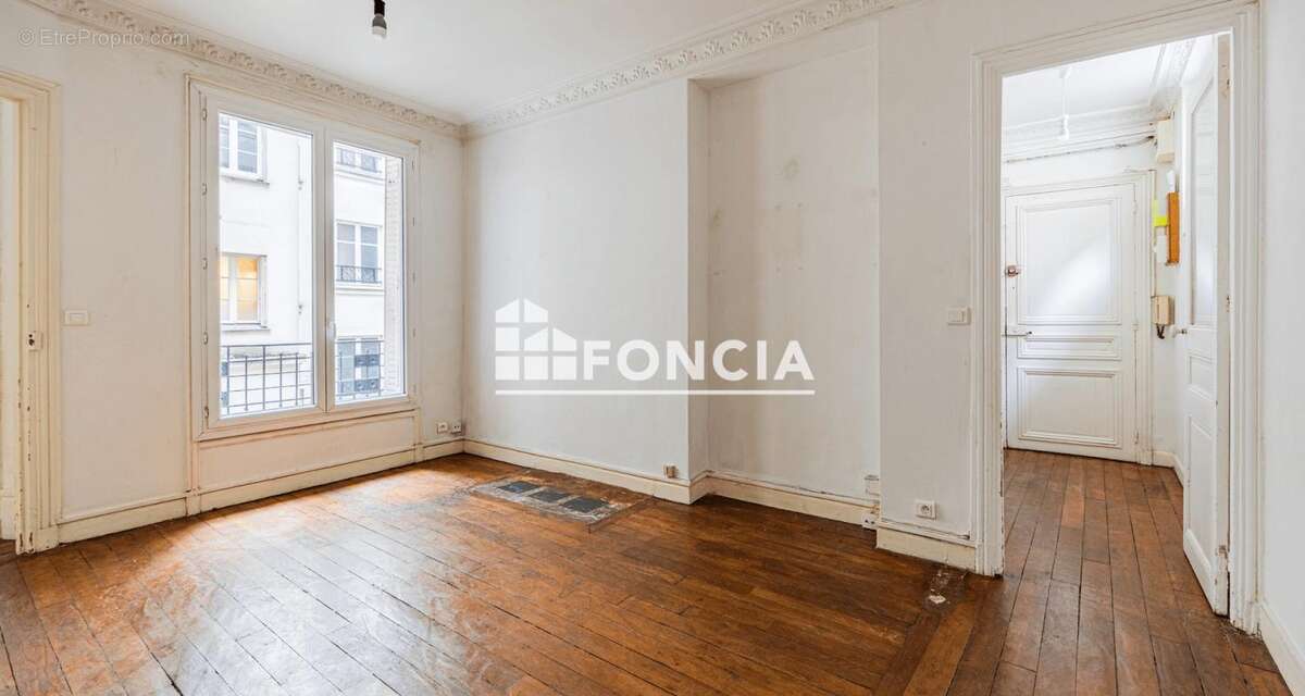 Appartement à PARIS-15E