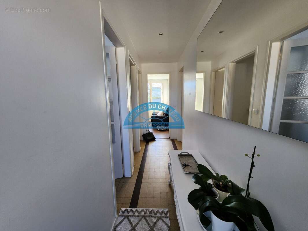 Maison à ORMESSON-SUR-MARNE