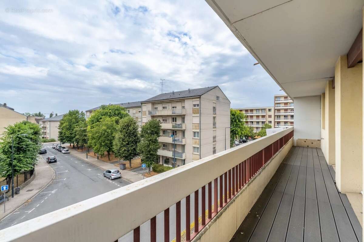 Appartement 90 m² à Poissy  - photo 10