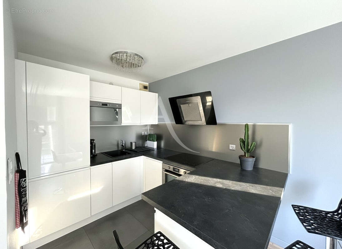 Appartement Orvault PETIT-CHANTILLY 2 pièces avec terrasse de 20m² stationnement + cave - photo 2